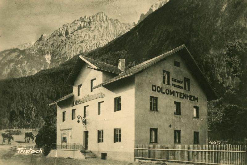 Gasthof Dolomitenheim (heute Dolomitenhof) in Tristach, um 1935 (Fotograf: Unbekannt; Sammlung Oliva Lukasser – TAP)